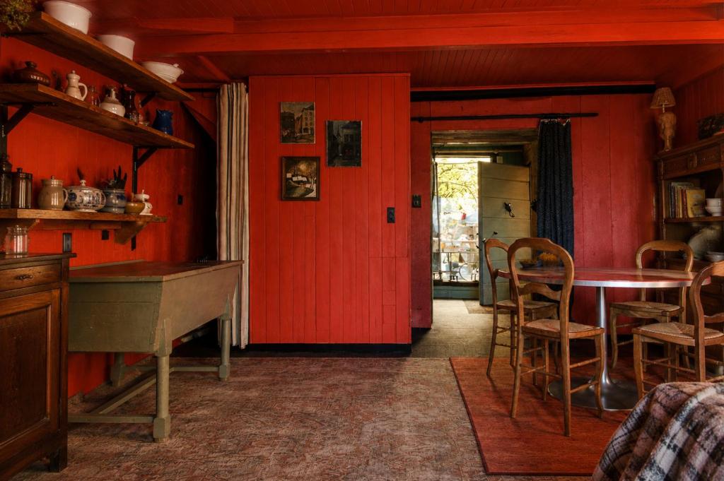 A Unique Designer Chalet with Character - 4