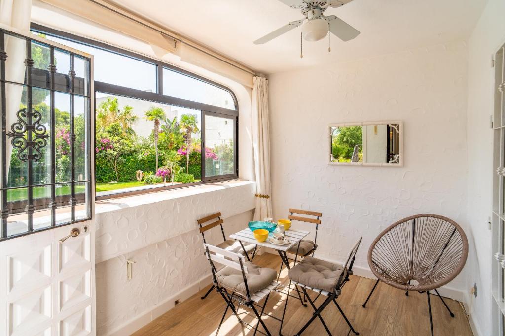 Cubo's Apartamento Las Acacias Beach - 2