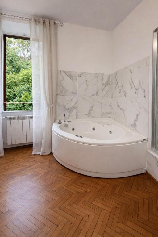 Gold Fabulous Jacuzzi Suite Trastevere - 5