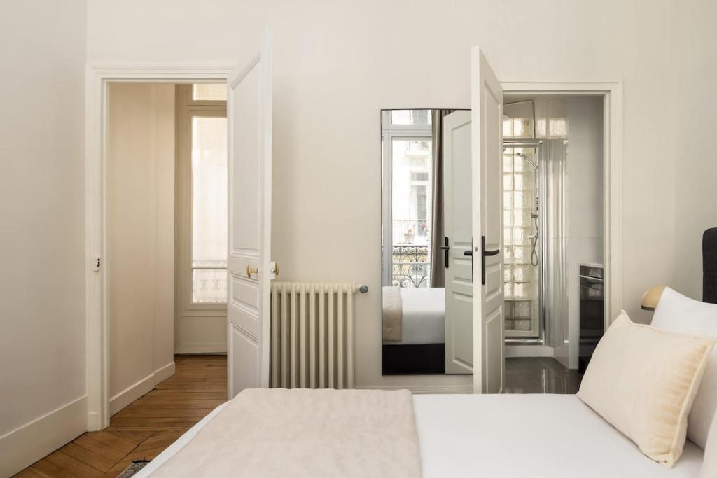 Trocadero Gem 4BED 8P - 5