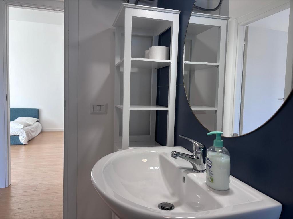 Domus Blue Giureconsulti - 5