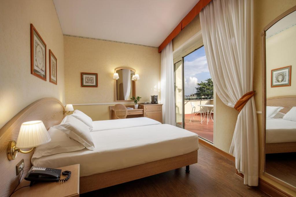 Hotel Santa Costanza by OMNIA hotels - 1