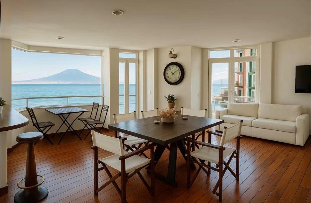 THE HOUSE ON THE WATEr - 3