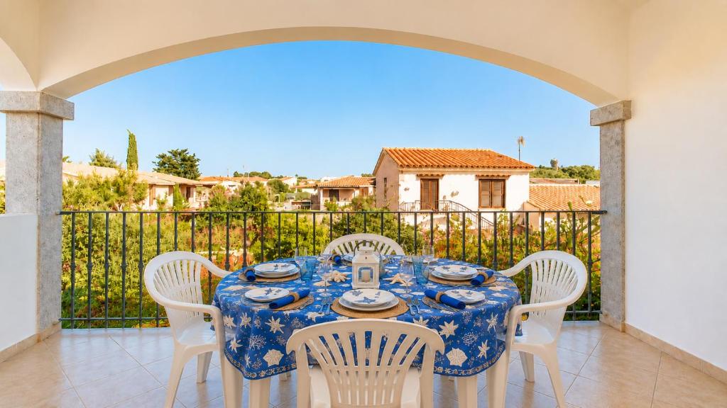 Casa di Lucia Relax in the heart of San Teodoro - 1