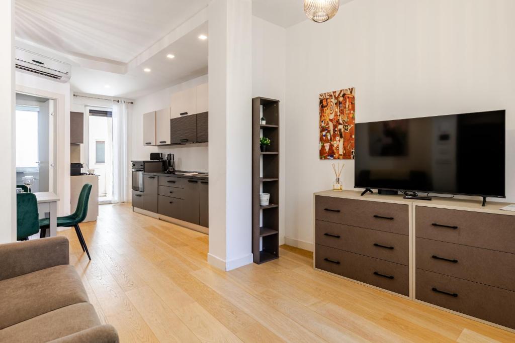 Milano City Suite - Elegance Steps from Duomo - 5