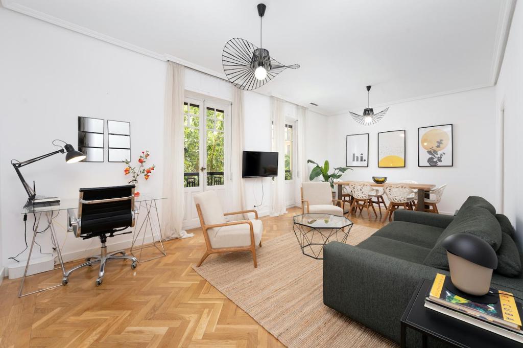 Staymadrid Retiro apart -Bright & Spacious 1-5 pax - 1