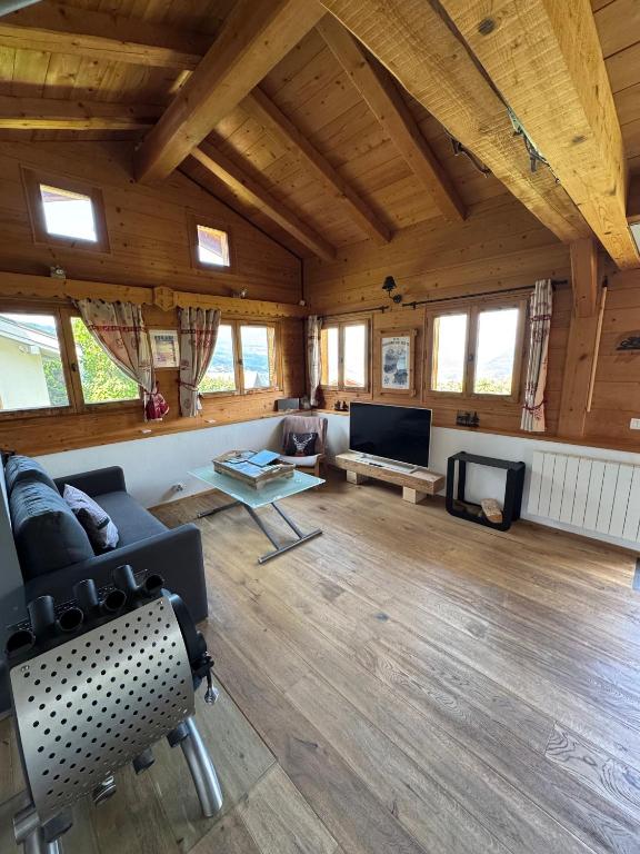 Chalet cosy proche Tramway du Mont-Blanc et centre - 3