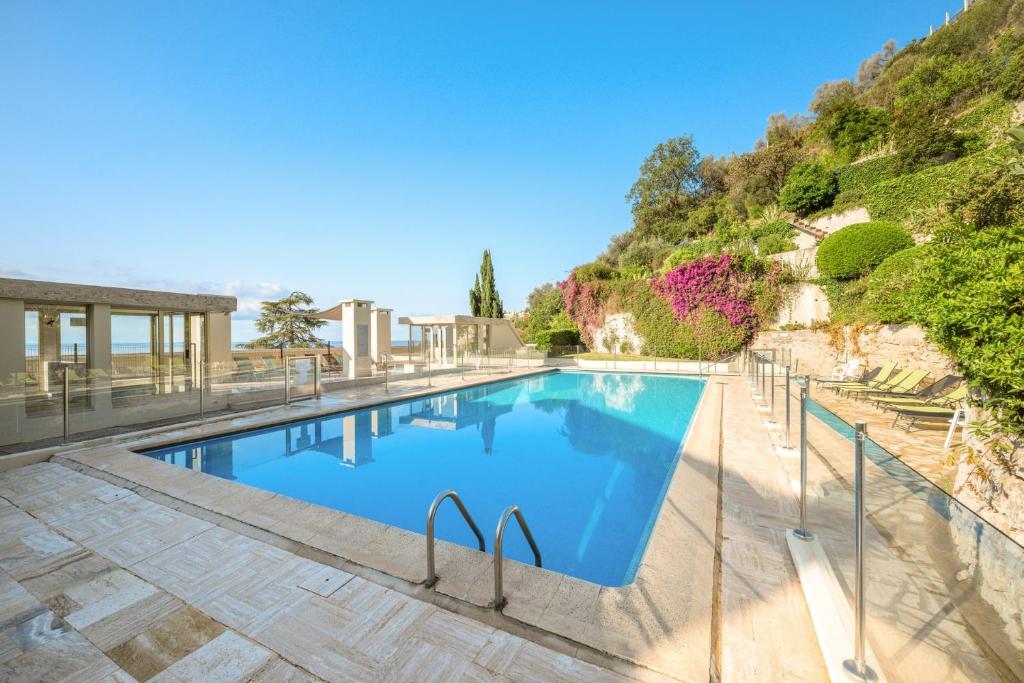LES MIRADORS - Calme - Piscine - Parking privé - - 5