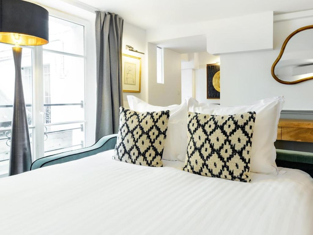 LivinParis Luxury - 2