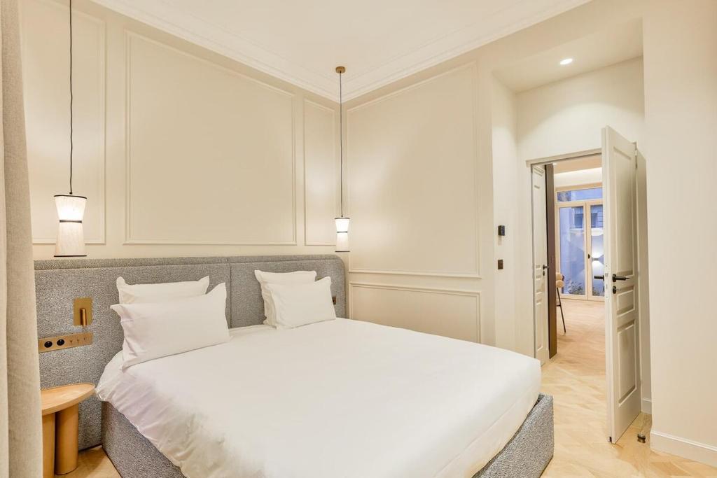 Beautiful 1-bedroom - 4