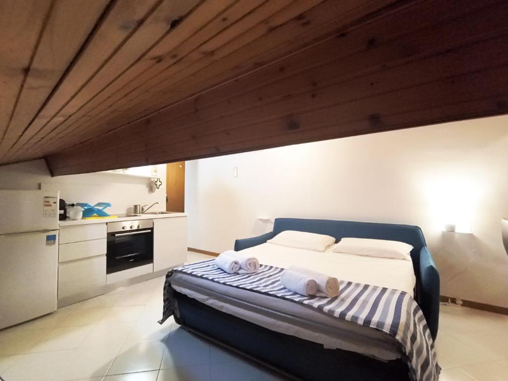 Il Rifugio della Riviera, Your cozy perch above the flowers. - 3