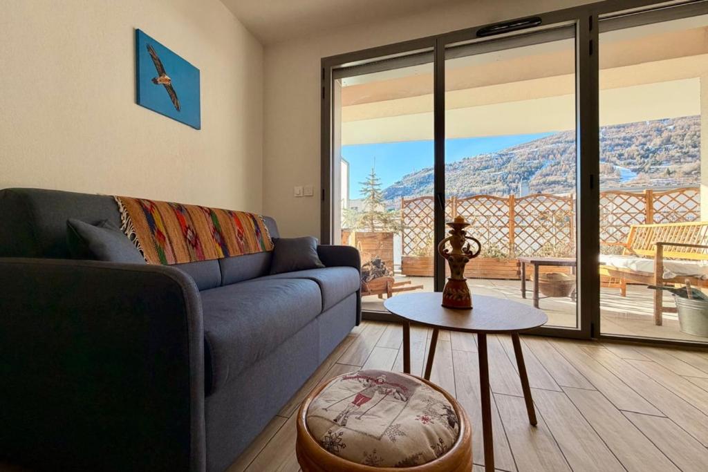 Bright apartment in the heart of Briançon - 1