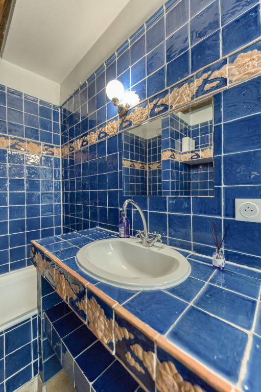 Hidden gem Rare Montmartre Apartment with Garden - 3