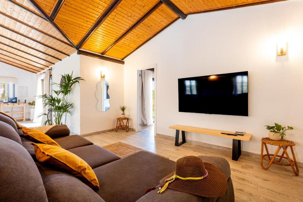 Villa Finca Sol Sea Views, Private Pool, Privacy - 3