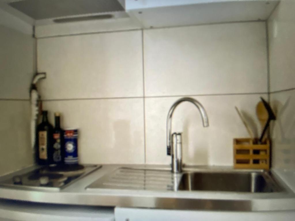 charming and bright one room apartment -saint honore errtet - 3