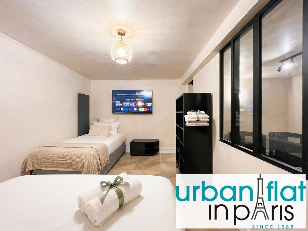 UrbanFlat 09 - Rare Maison de Ville aux Champs-Elysees - 5