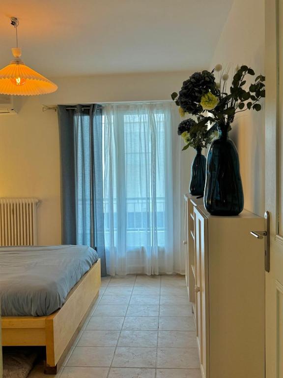 3-room apartment for 6 people in Port Vauban - 2