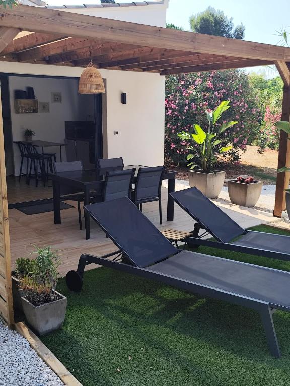 Studio avec terrasse, nature, plage à 15 min à pied - 1