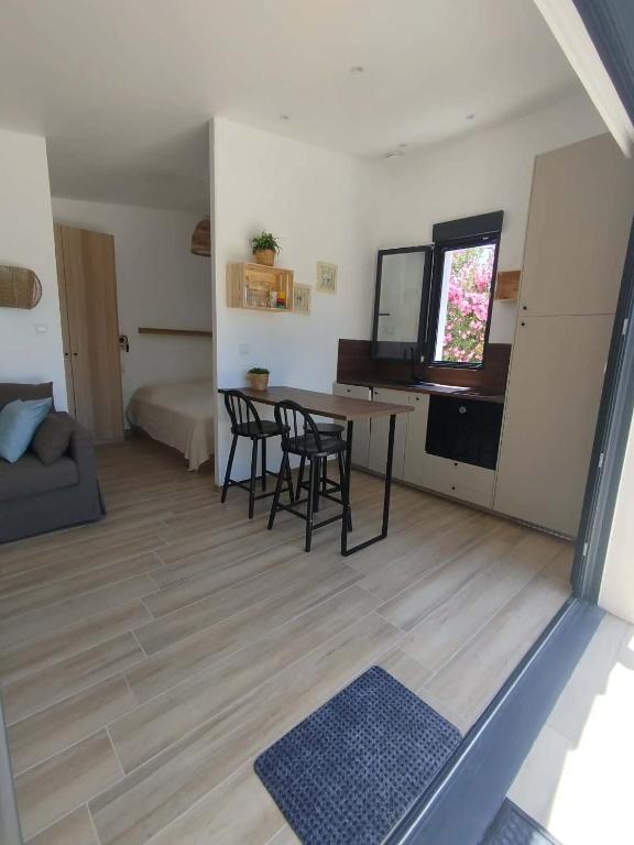 Studio avec terrasse, nature, plage à 15 min à pied - 5