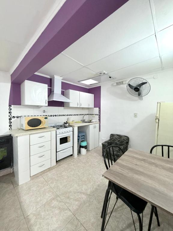 Central House San Pedro - 2