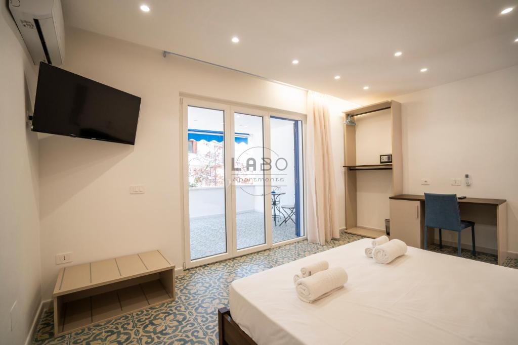 Blué Terrace Apartments - 4