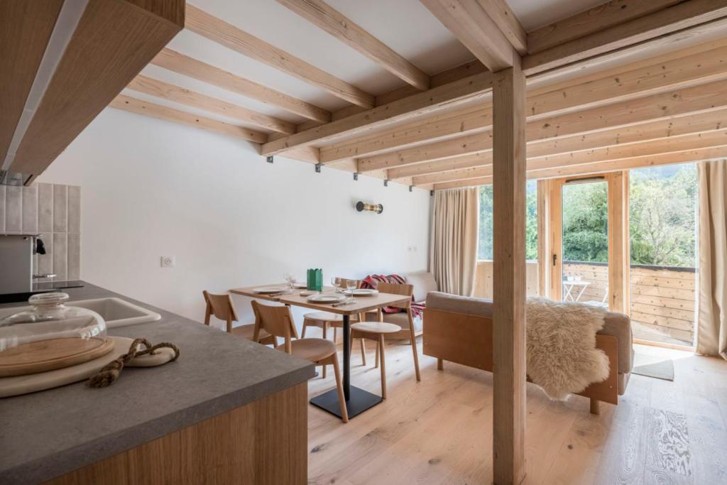 Duplex rénové avec balcon et parking à Argentiere - 1