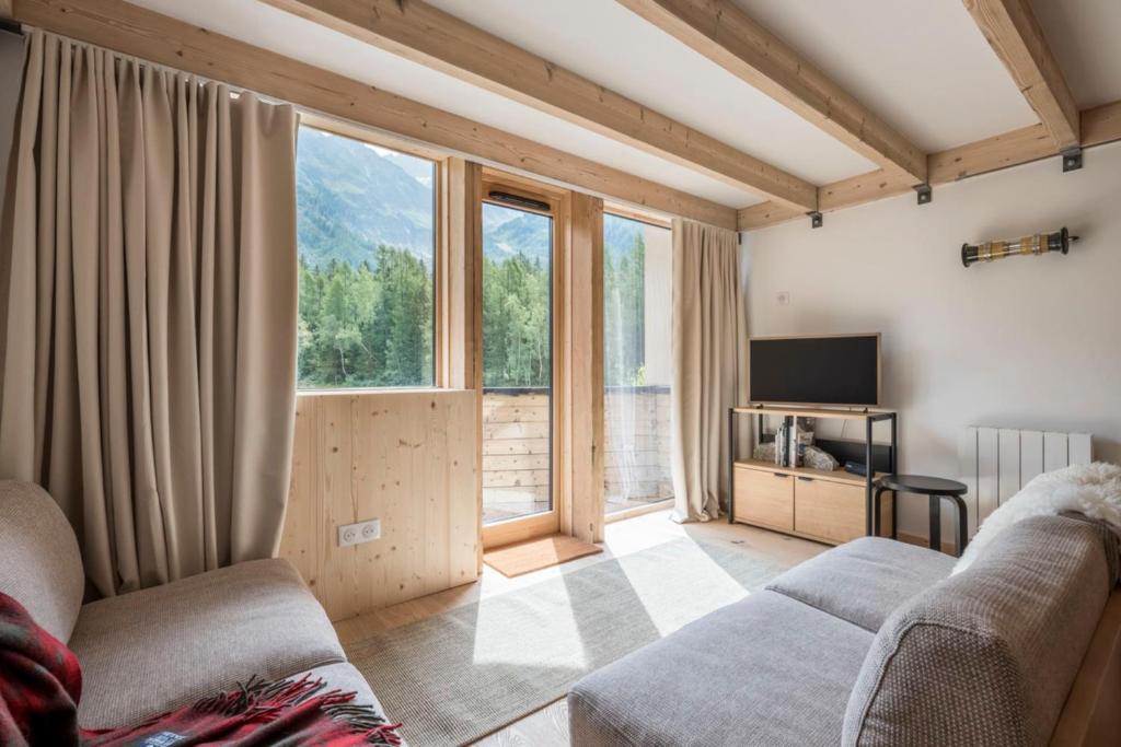 Duplex rénové avec balcon et parking à Argentiere - 2