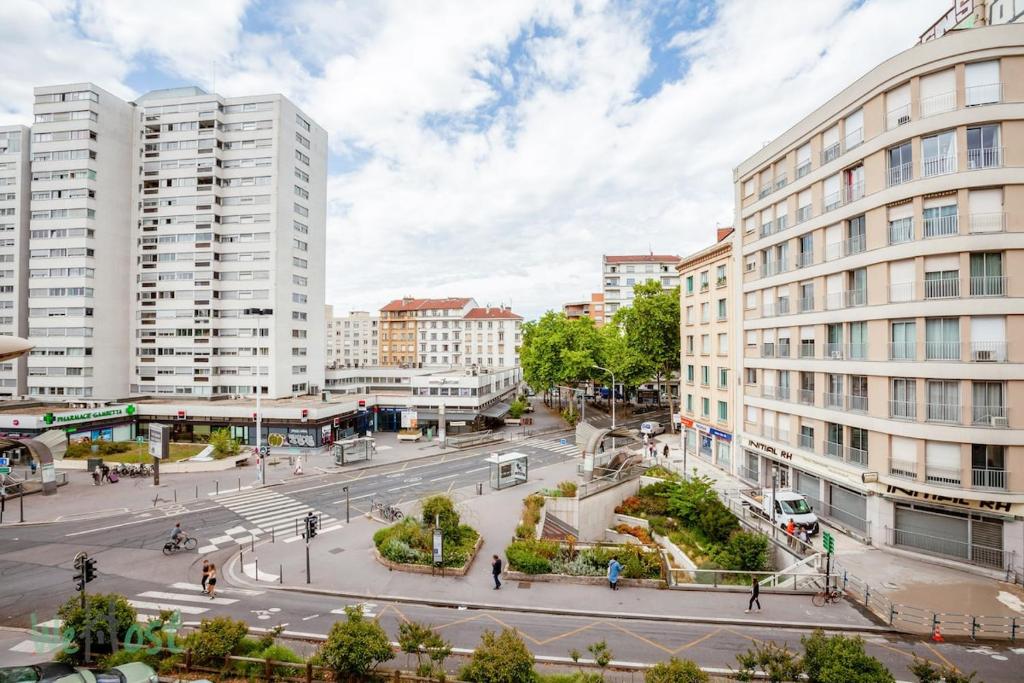 Lyon center - Large 50 m studio - 3 people - 4
