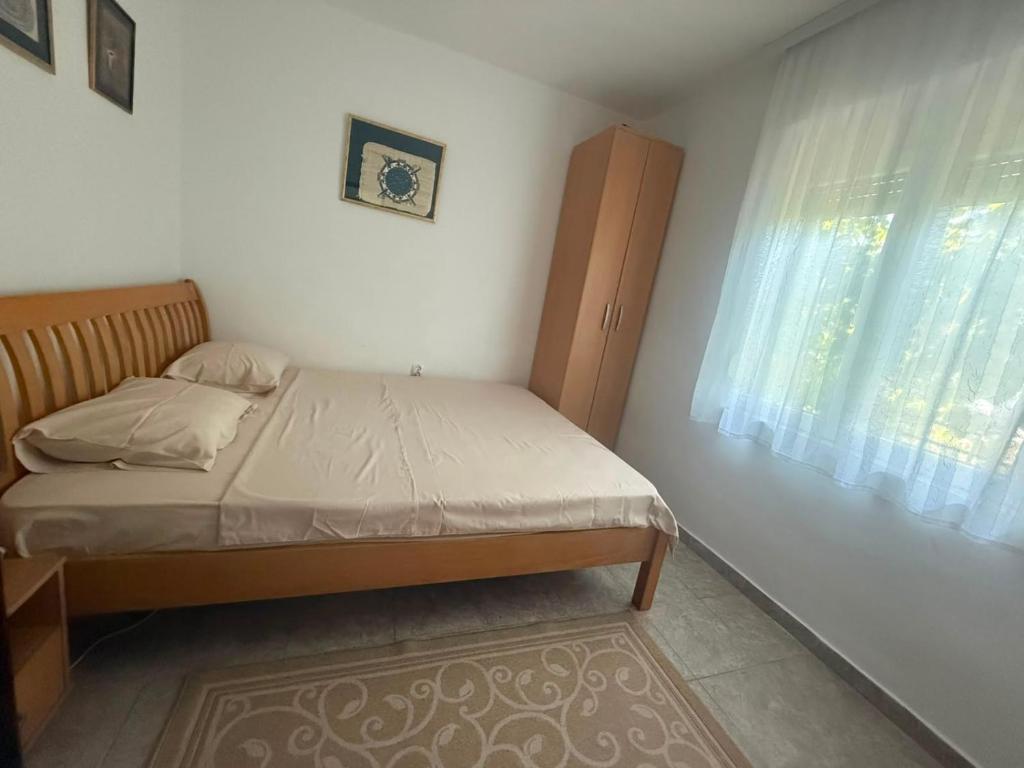 Apartman LUCIJA, dostupan minimum 7 NOCENJA i VISE, AVAIBLE FOR RENT MINIM 7 NIGHTS AND MORE - 3