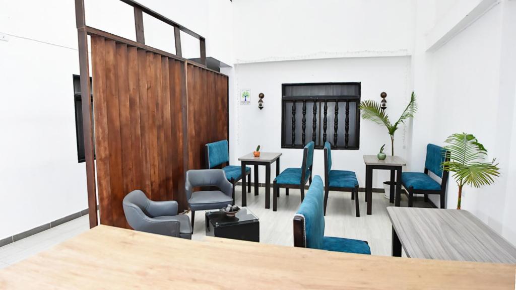 CATLEYA Hostal - 4