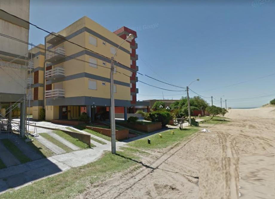 Villa Gesell a 50 metros de la playa - 3