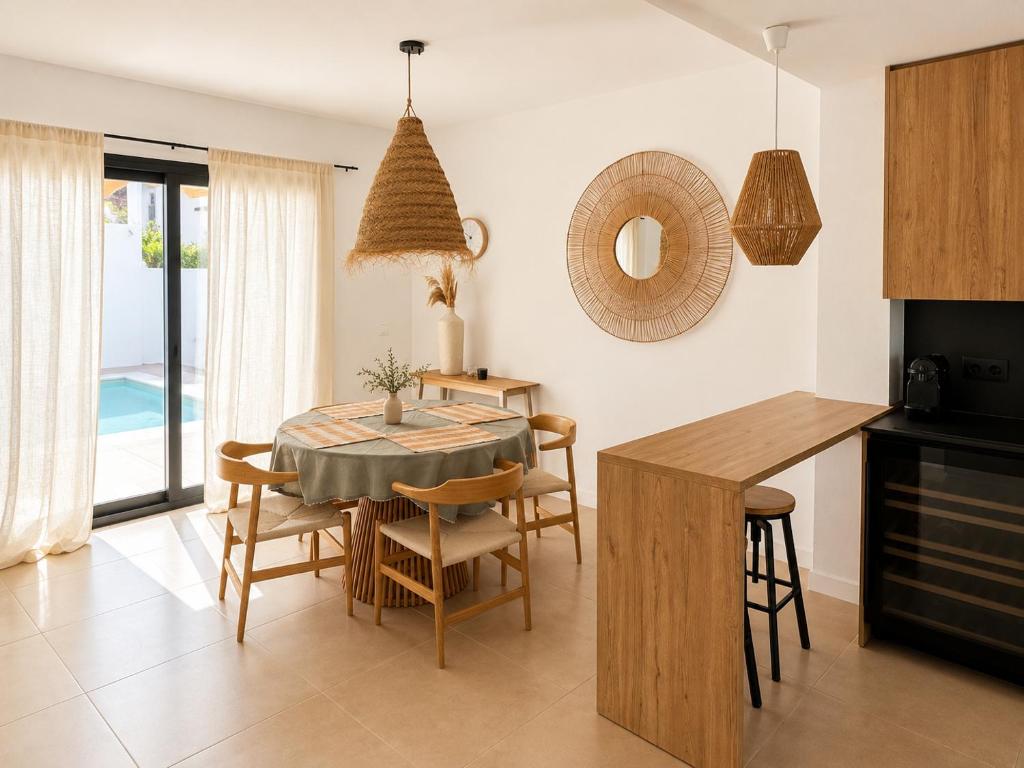 3 Bedroom Townhouse with Private Pool - 3