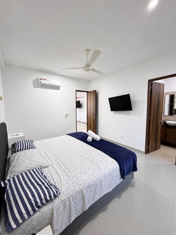 Luxury house with private pool for 12 people - 3