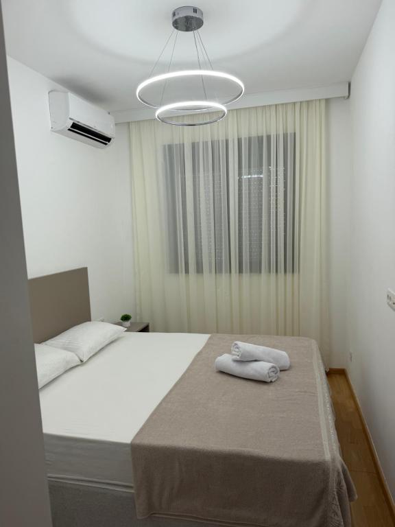 Harmony Apartment with Garage Parking - 2