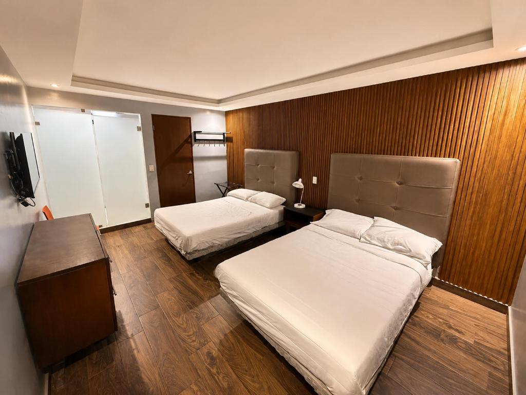 hotel 202 - 1