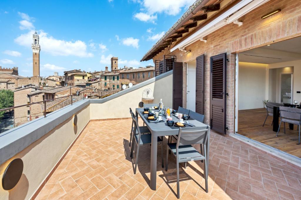 Modern Central Penthouse with Private Panoramic Terrace - 5