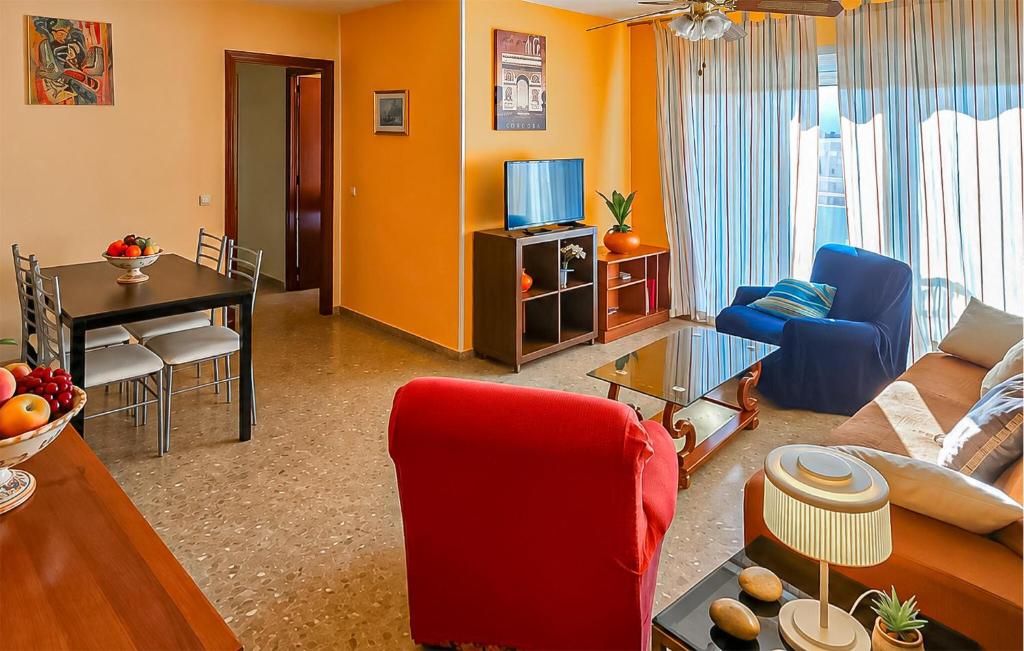 Cozy Apartment In Torremolinos With Wifi - 3