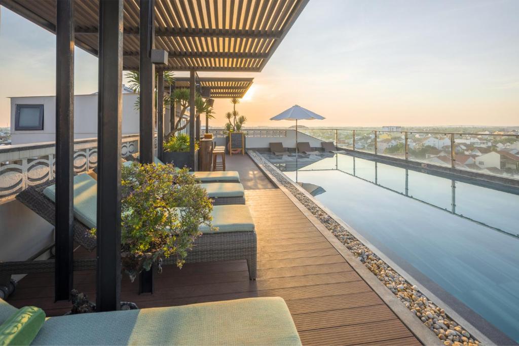 Little Gem. An Eco-Friendly Boutique Hotel & Spa