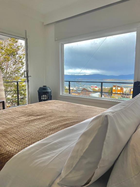 Balcón Austral beautiful apartment with incredible views of the mountains and the city - 2