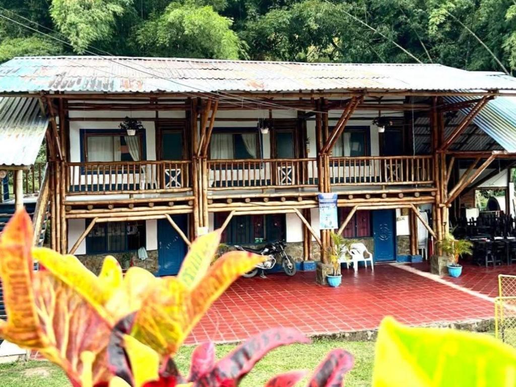 HOTEL Parque recreacional EL LAGO LIBANO - 3