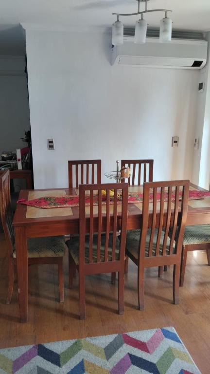 Pieza Matrimonial con baño privado en Las Condes - 2