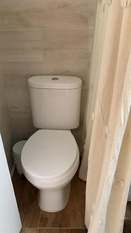 Habitación privada con estacionamiento sector Viña Poniente - 5