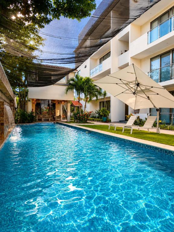 Akbal Cancun - 1