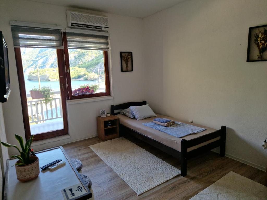 Visit Dreznica - Canyon Retreat - 2