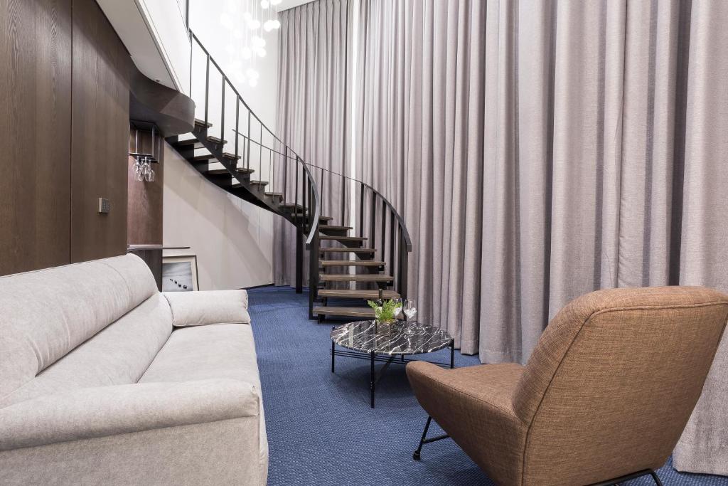 Centum Premier Hotel