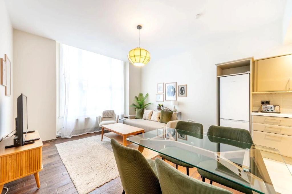 Apartamento moderno de dos dormitorios - 1