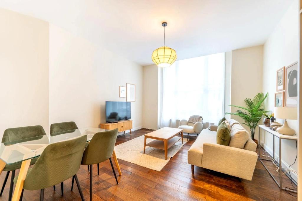 Apartamento moderno de dos dormitorios - 2