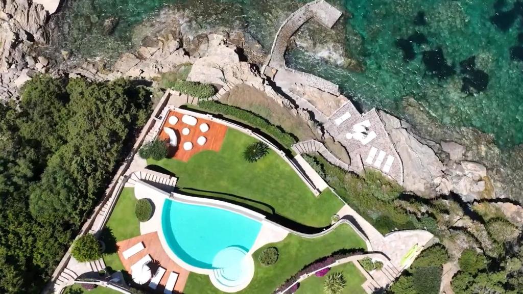 Luxury Villa in Porto Rotondo with Private Pool & Mediterranean Views - 4