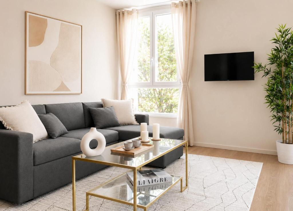 Central Paris - Executive apartment with lift for 8 - 2