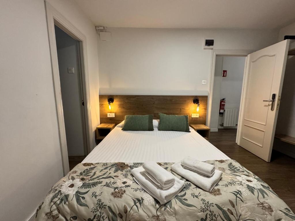 IRUÑA ROOMs - 1